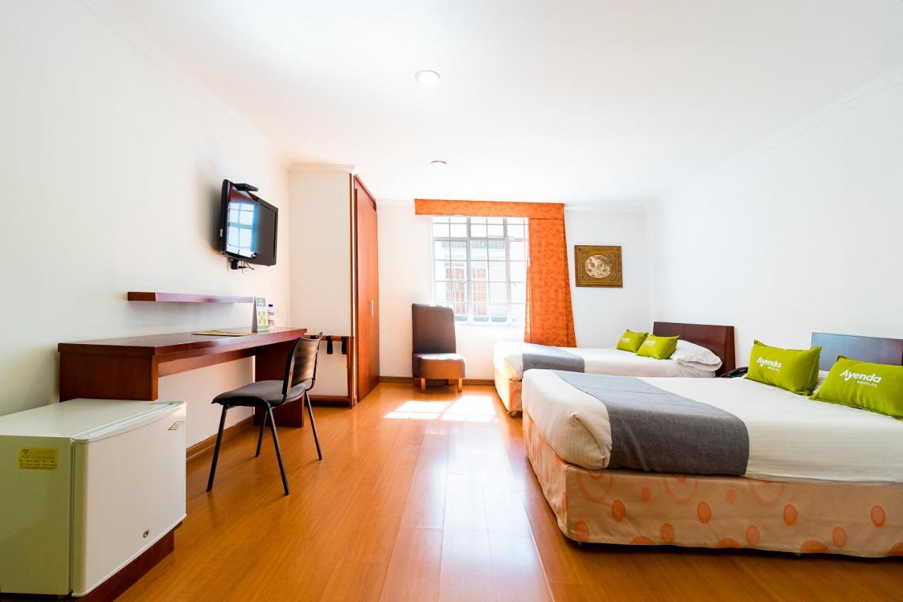 Ayenda 1068 Plaza 36 Hotel Bogota Exterior photo